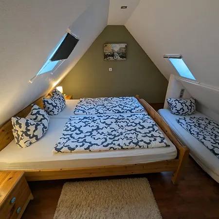 Apartment Maisonettewohnung Am Badesee Bei Kassel