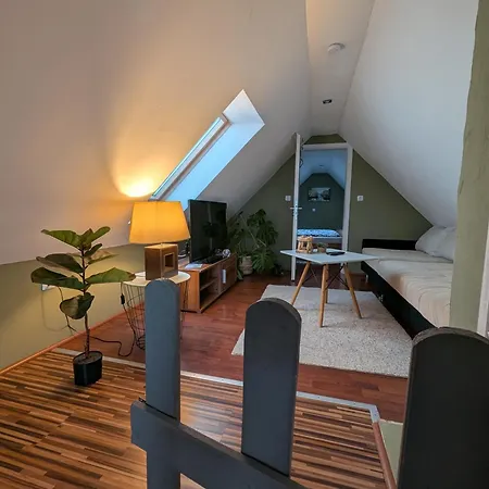 Apartment Maisonettewohnung Am Badesee Bei Kassel