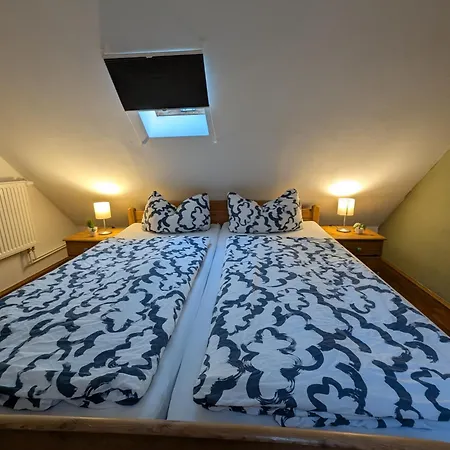 Maisonettewohnung Am Badesee Bei Kassel Apartment *